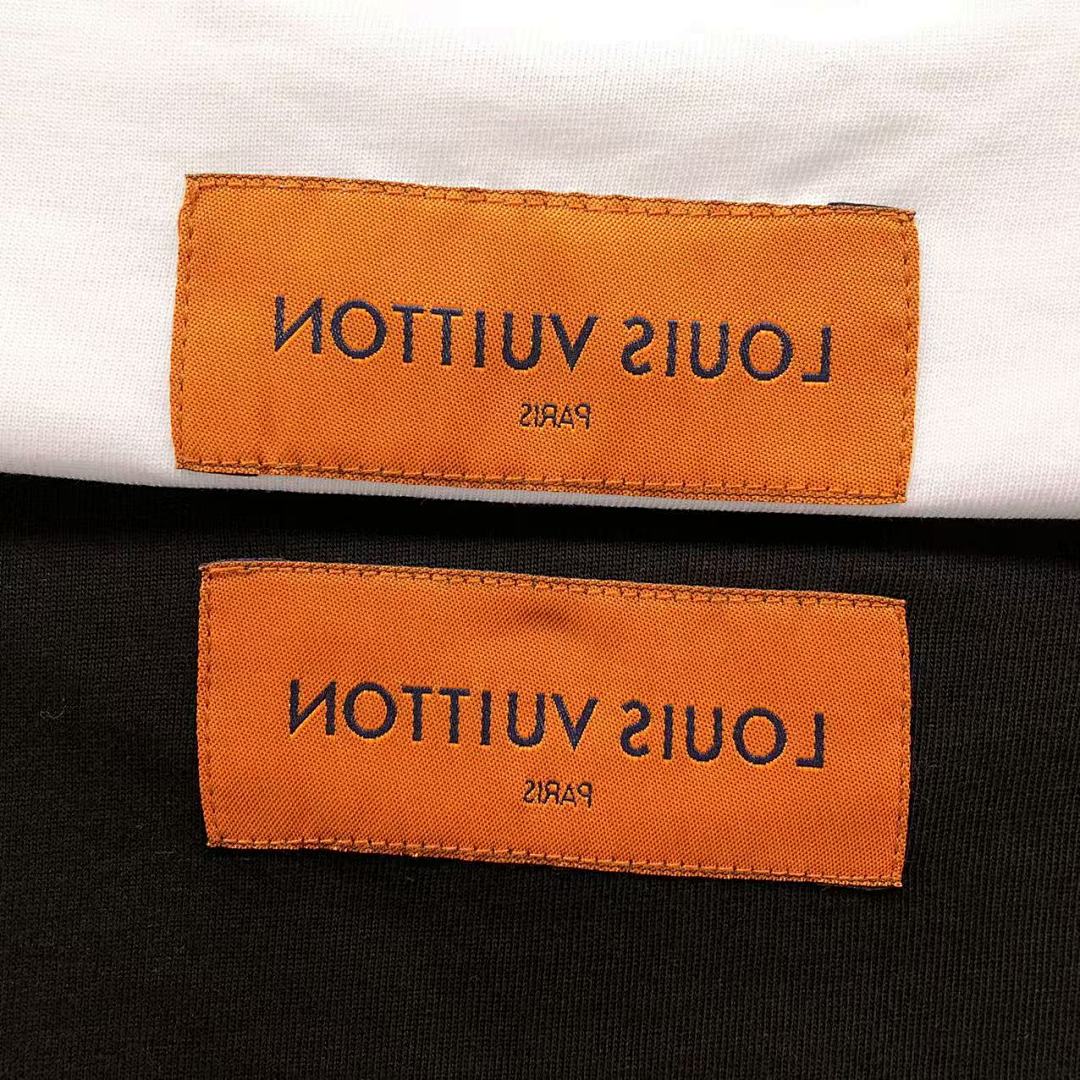 Louis Vuitton 118 L⭐ T-SHIRT 1102200352 (Im 170Cm 57Kg I Wear Size XS In The Phot) - Image 17
