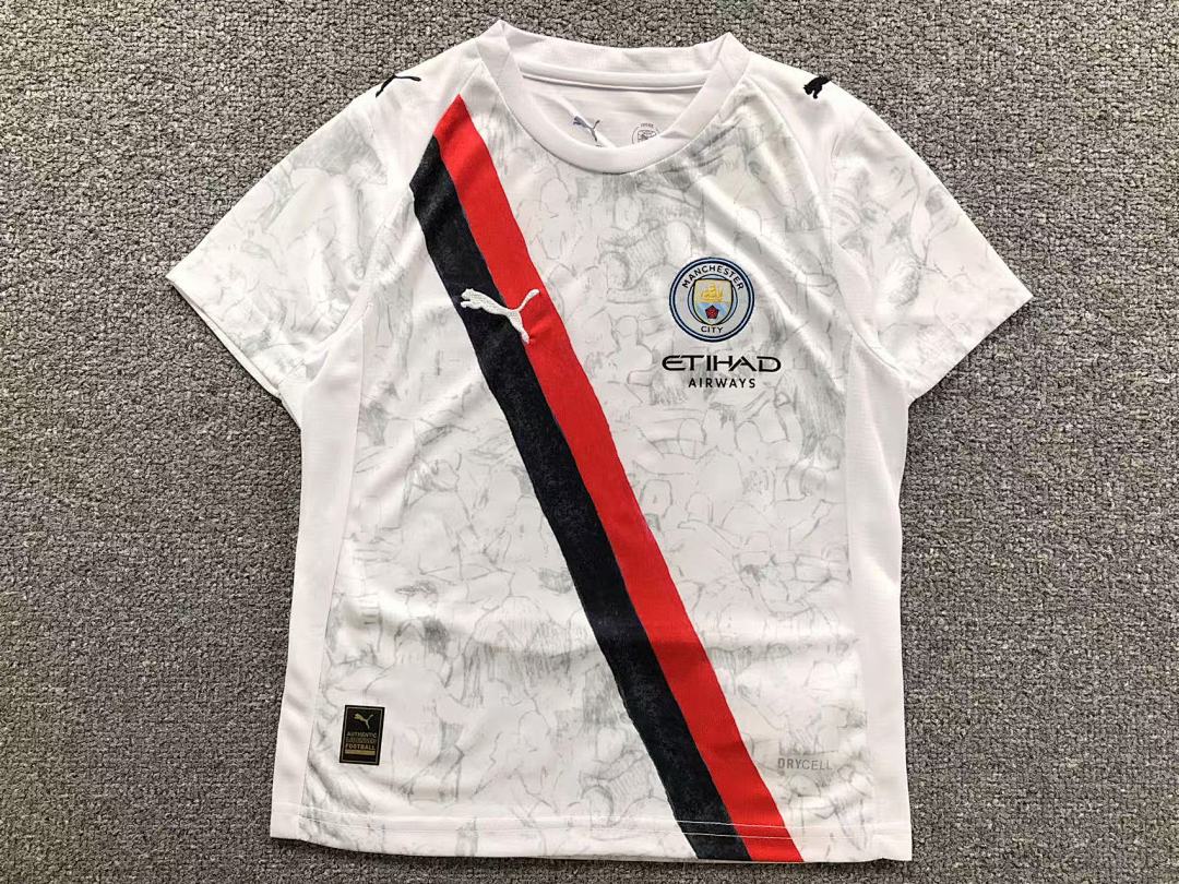 Chanel 75 FOOTBALL CHILD SHORTS T-SHIRT - Image 7