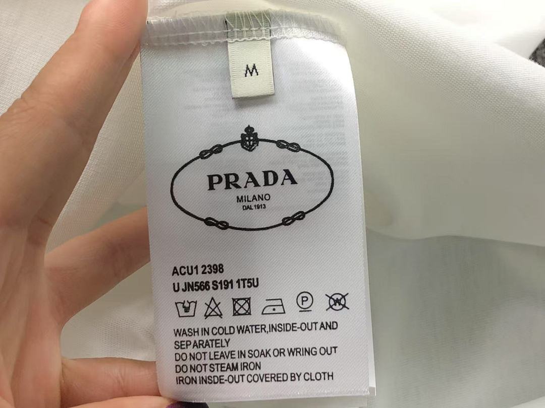 Prada 108 P⭐A⭐A T-SHIRT 56250370 (Im 170Cm 60Kg I Wear Size M In The Phot) - Image 14