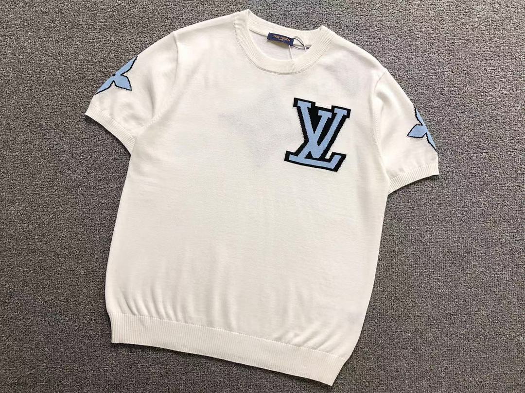 Louis Vuitton 135 L⭐ T-SHIRT 42030217156 (Im 172Cm 55Kg I Wear Size M In The Phot) - Image 9