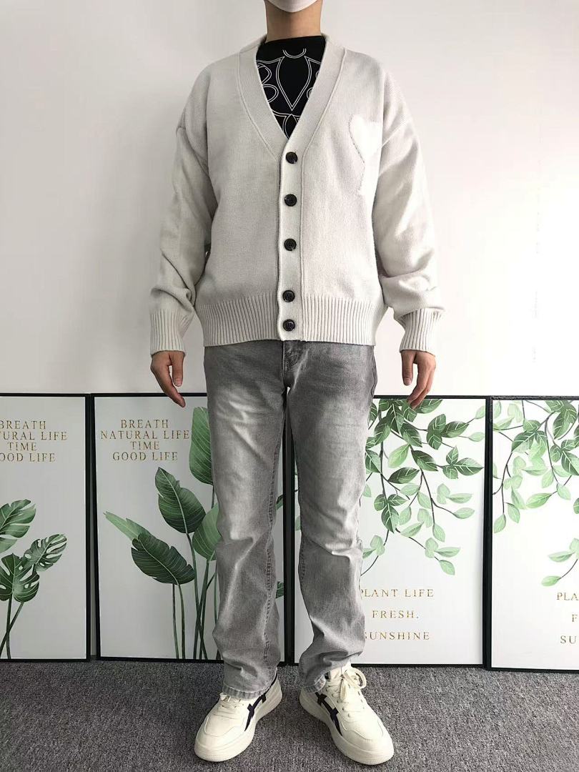 AMI 228 AMI SWEATER 4121531001 (Im 170Cm 57Kg I Wear Size S In The Phot) - Image 3