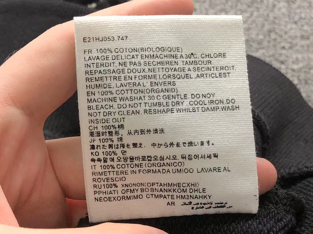 AMI 138 AMI HOODIE 3108210321 (Im 170Cm 60Kg I Wear Size M In The Phot) - Image 27