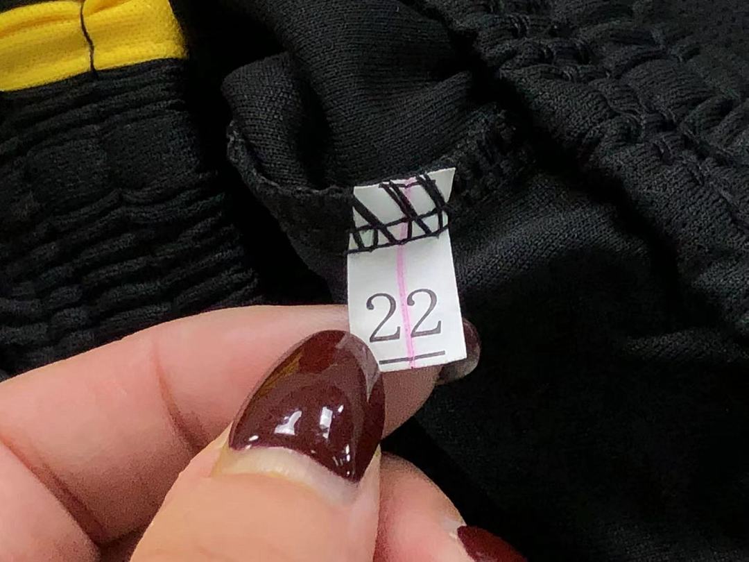 Chanel 75 FOOTBALL CHILD SHORTS T-SHIRT - Image 31