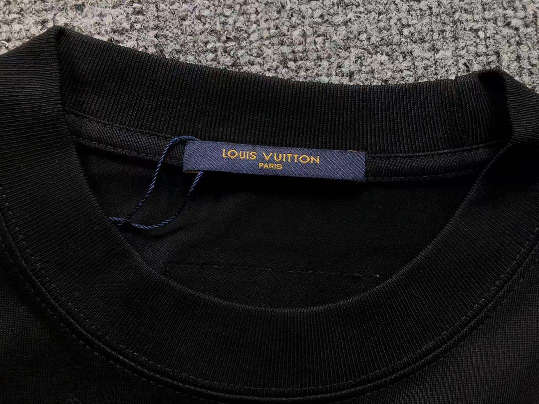 Louis Vuitton 95 L⭐ T-SHIRT 525221281 (Im 170Cm 60Kg I Wear Size XL In The Phot) - Image 17