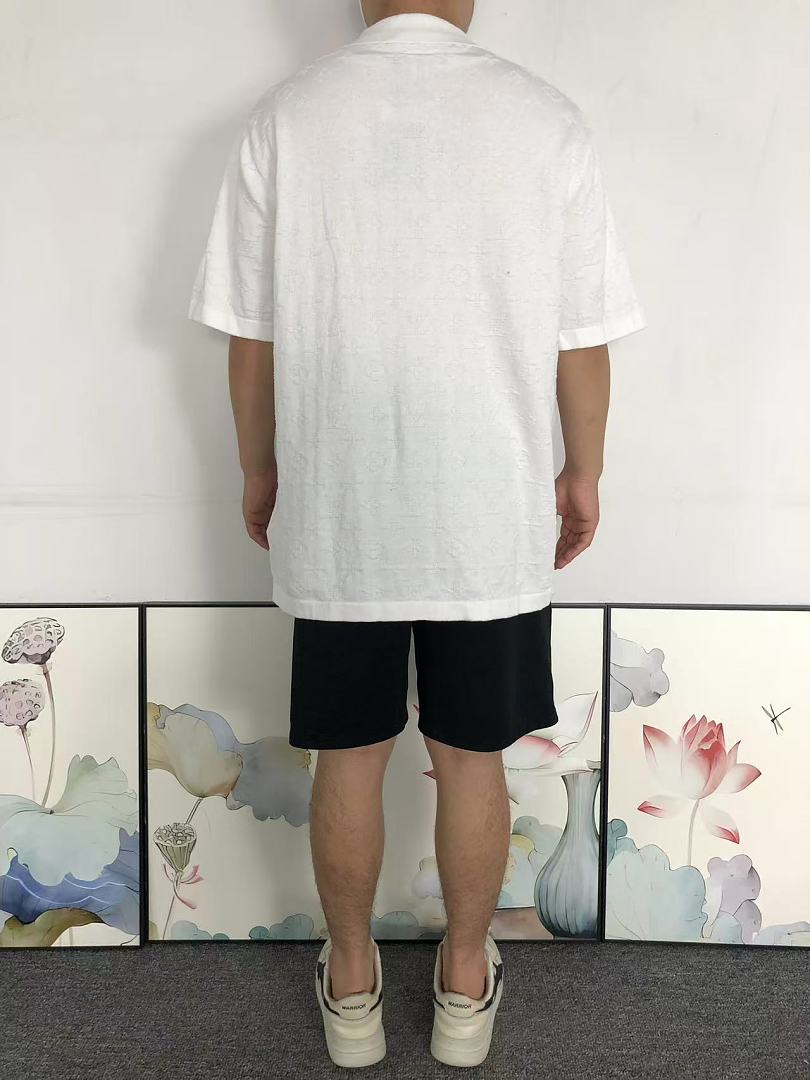 Louis Vuitton 195 L⭐ T-SHIRT 22071023125 (Im 170Cm 60Kg I Wear Size S In The Phot) - Image 4