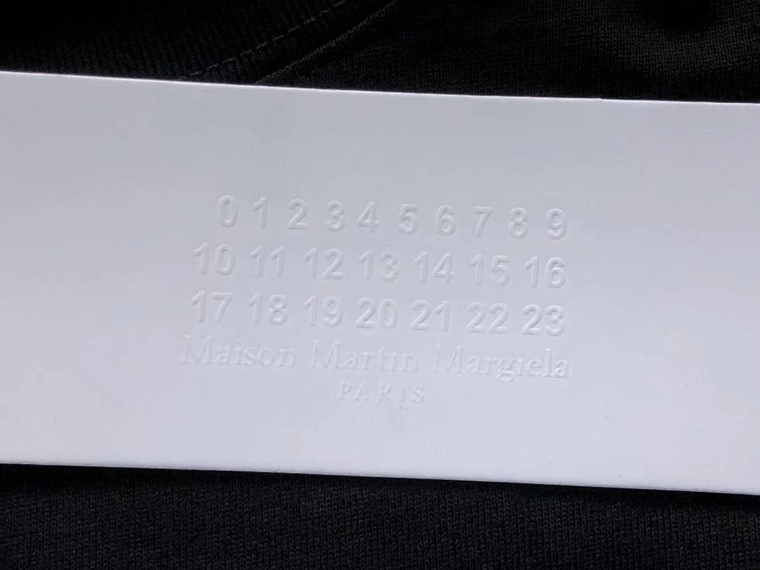 On Running 98 MAISON MARGIELA T-SHIRT 21112901125 (Im 170Cm 60Kg I Wear Size 46 In The Phot) - Image 20