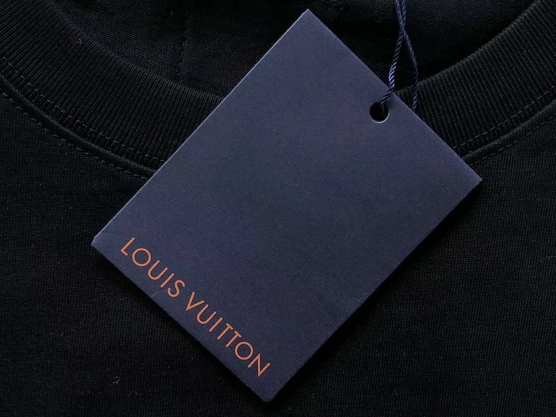 Louis Vuitton 98 L⭐ T-SHIRT 3204280403 (Im 170Cm 60Kg I Wear Size M In The Phot) - Image 21