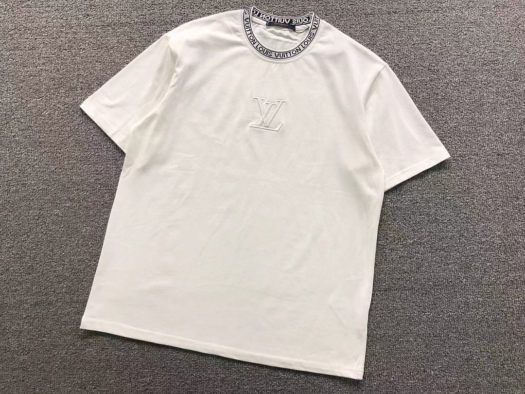 Louis Vuitton 108 L⭐ T-SHIRT 5252002147 (Im 170Cm 60Kg I Wear Size M In The Phot) - Image 10