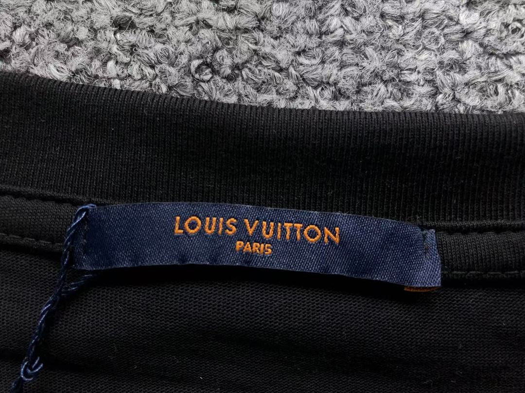Louis Vuitton 118 L⭐ T-SHIRT 5112003147 (Im 170Cm 60Kg I Wear Size M In The Phot) - Image 20