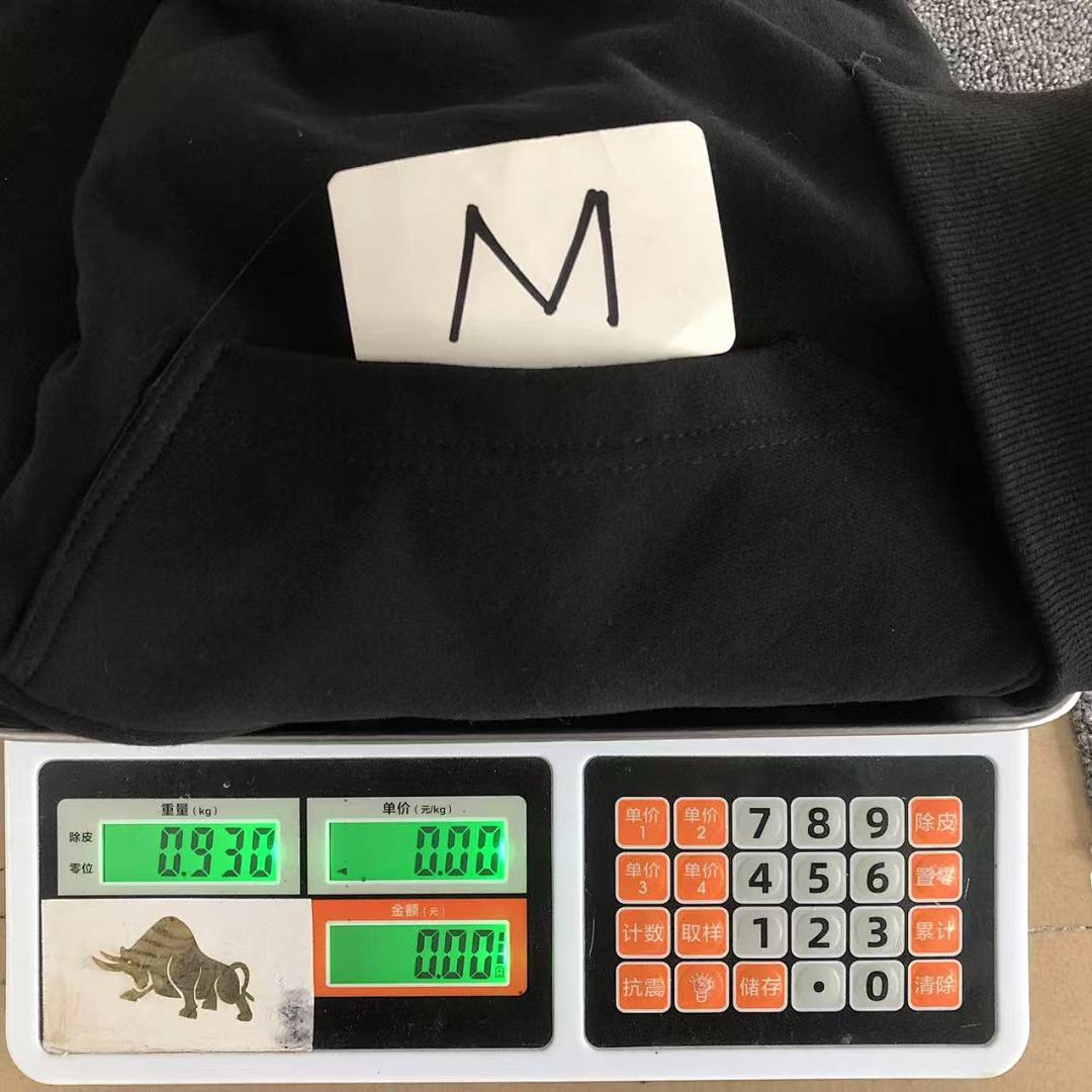 On Running 135 VLONE HOODIE 510117391 (Im 170Cm 60Kg I Wear Size M In The Phot) - Image 31