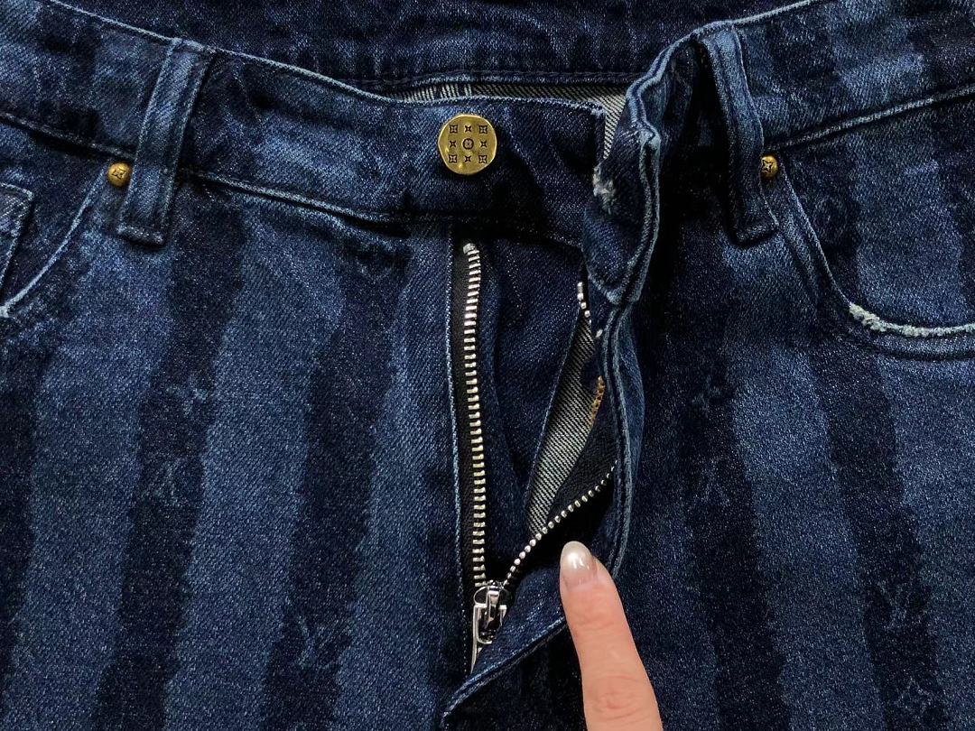 Louis Vuitton 228 L⭐ - Image 17