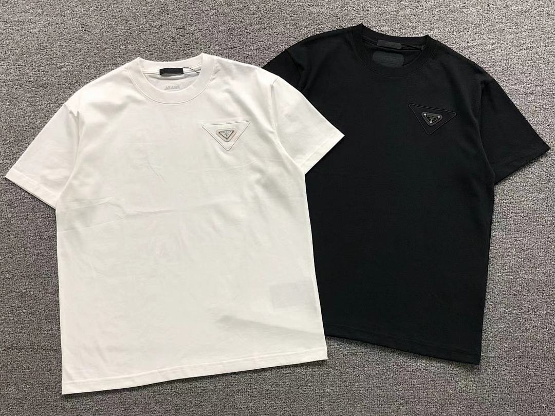 Prada 135 P⭐A⭐A T-SHIRT 3203272117 (Im 170Cm 60Kg I Wear Size M In The Phot) - Image 5