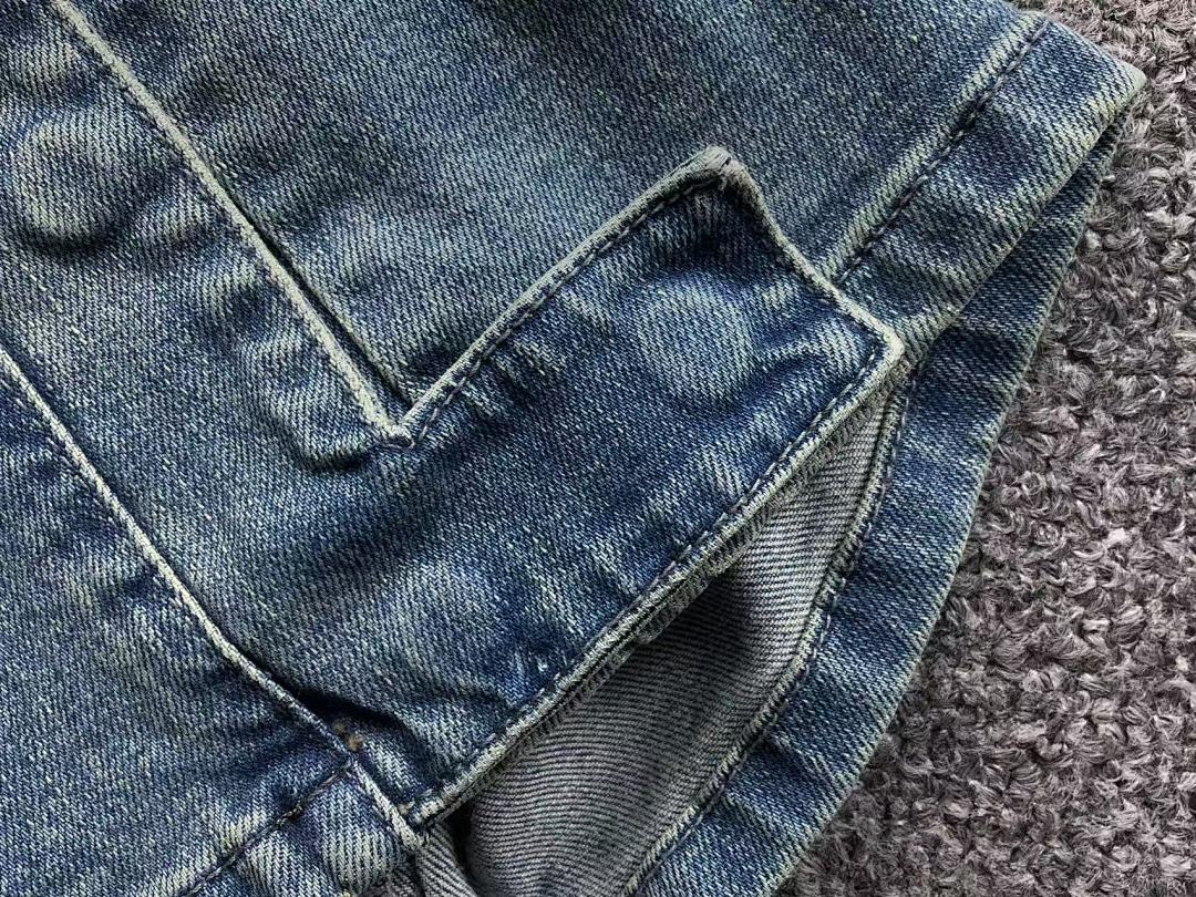 Purple 215 (PURPLE TROUSERS) - Image 17