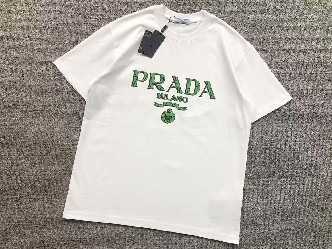 Prada 128 P⭐A⭐A T-SHIRT 3203057121 (Im 170Cm 60Kg I Wear Size S In The Phot) - Image 8