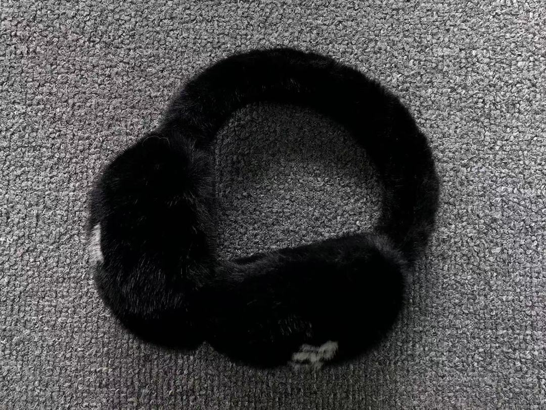 Miu Miu 95 M⭐U SCARF EARMUFF 12910843 (Long 88CM* Wide 12CM*) - Image 13
