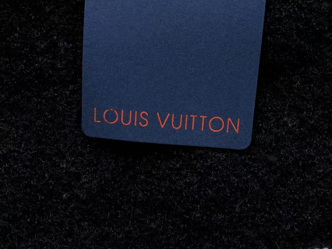 Louis Vuitton 178 L⭐ SWEATER 41082803146 (Im 170Cm 60Kg I Wear Size L In The Phot) - Image 21