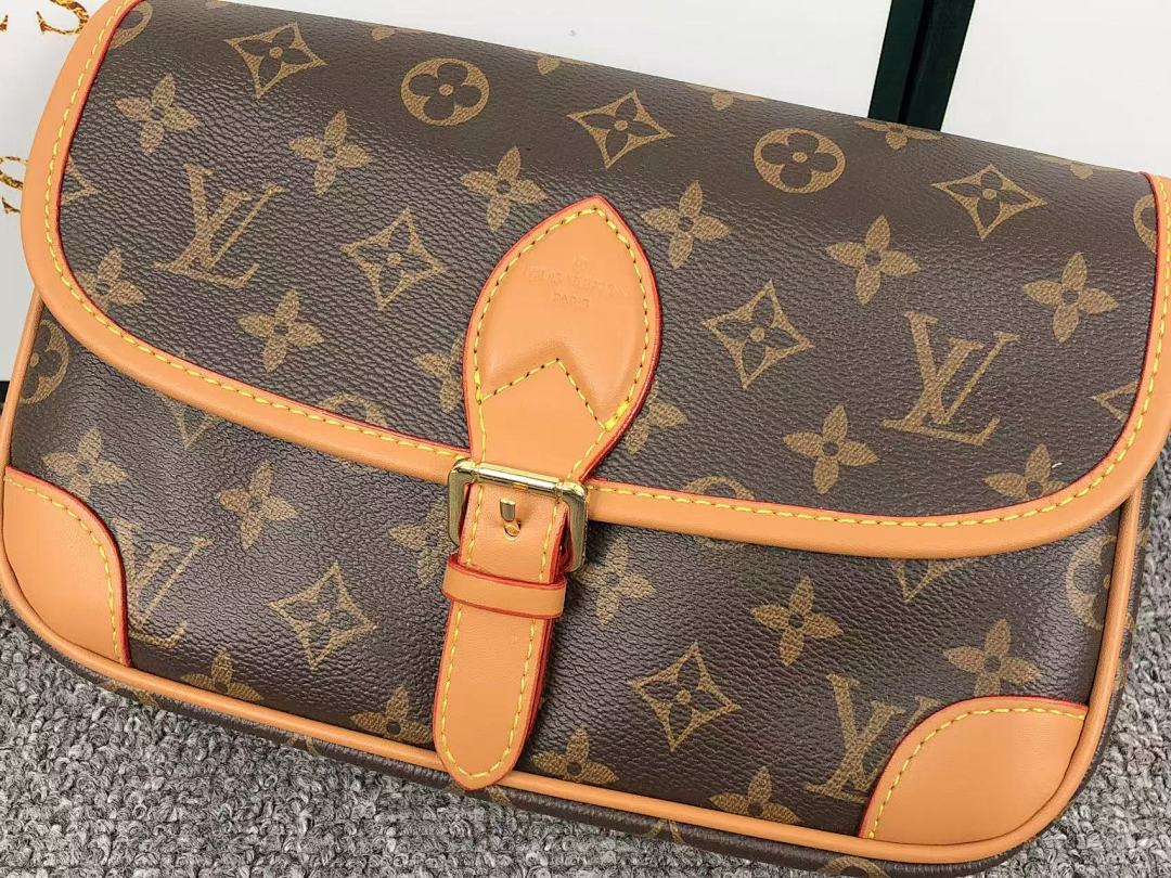 Louis Vuitton 458 L⭐ BAG 412231524 (Long 25CM* Wide 9CM* High 17CM) - Image 4