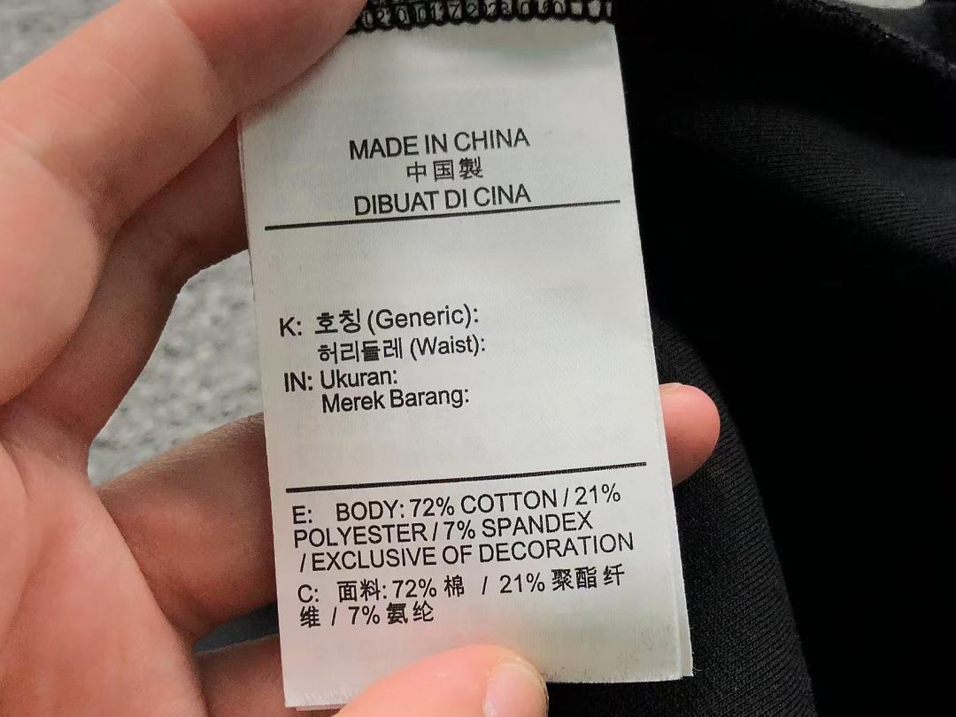 On Running 188 ON HOODIE 2207041004 (Im 170Cm 60Kg I Wear Size L In The Phot) - Image 24