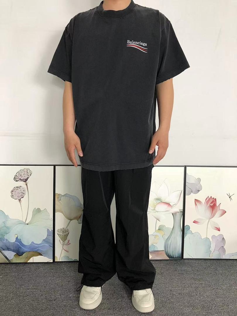 Balenciaga 118 B⭐L⭐⭐⭐IA⭐A T-SHIRT 42013113133 (Im 170Cm 60Kg I Wear Size 2XL In The Phot) - Image 3