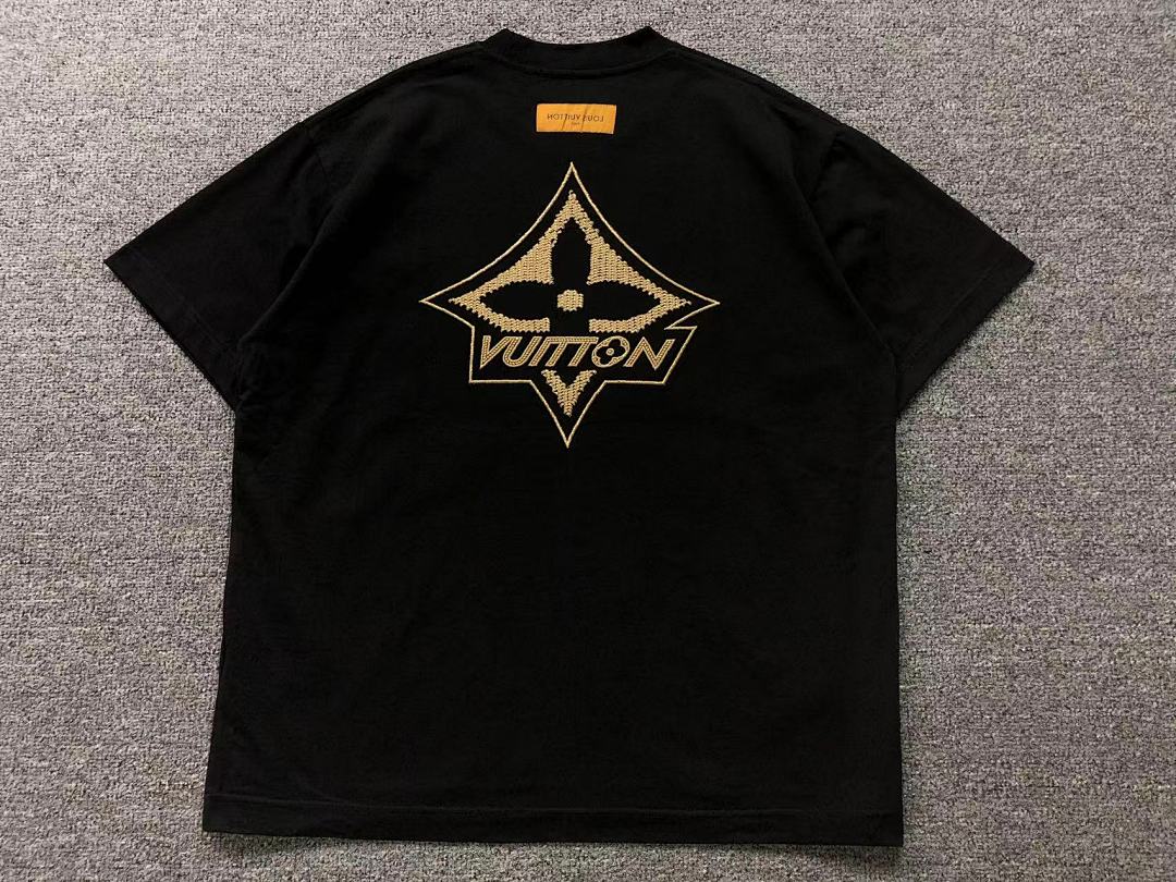 Louis Vuitton 118 L⭐ T-SHIRT 4123101133 (Im 170Cm 60Kg I Wear Size 2XL In The Phot) - Image 10