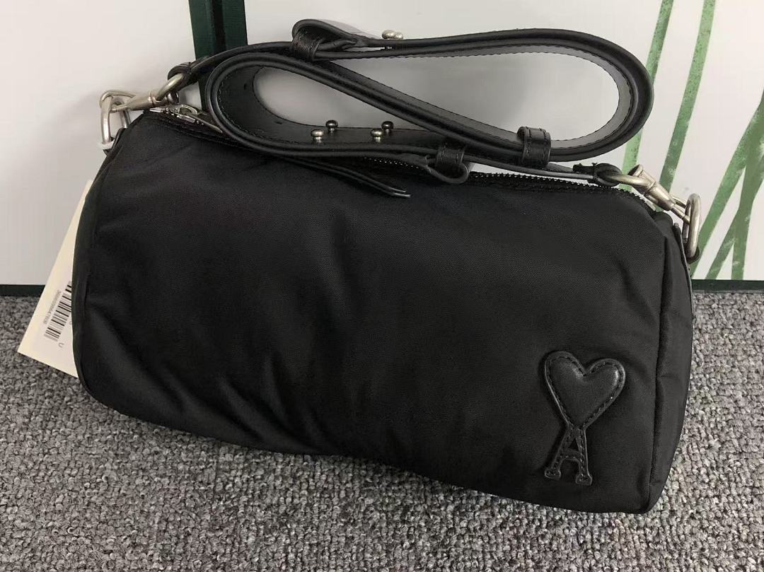 AMI 265 AMI BAG 4107220175 (Long 29CM* Wide 9CM* High 15CM) - Image 6