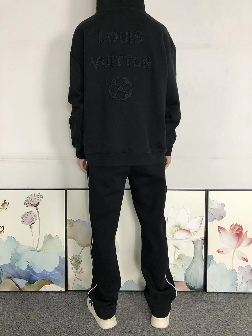 Louis Vuitton 188 L⭐ HOODIE 3208270821 (Im 170Cm 60Kg I Wear Size M In The Phot) - Image 4
