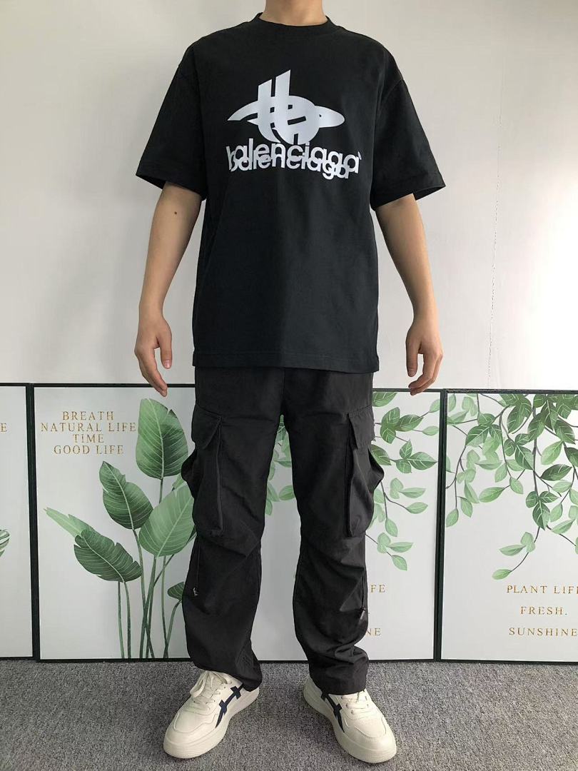 Balenciaga 108 B⭐L⭐⭐⭐IA⭐A T-SHIRT 411131221 (Im 170Cm 57Kg I Wear Size M In The Phot) - Image 3