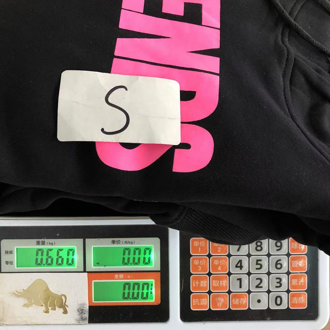 On Running 118 VLONE HOODIE 5101110102 (Im 170Cm 60Kg I Wear Size S In The Phot) - Image 27