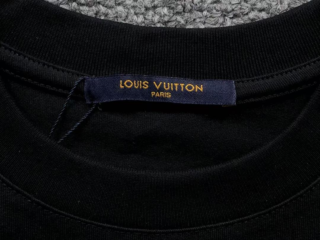 Louis Vuitton 128 L⭐ T-SHIRT 3203050321 (Im 170Cm 60Kg I Wear Size M In The Phot) - Image 20