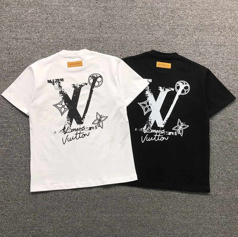 Louis Vuitton Louis Vuitton 125 L⭐ T-SHIRT 121140160 (Im 170Cm 60Kg I Wear Size S In The Phot), photo 1