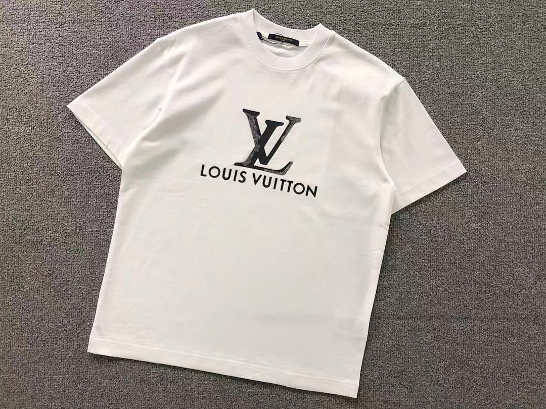 Louis Vuitton 115 L⭐ T-SHIRT 3201120121 (Im 170Cm 60Kg I Wear Size M In The Phot) - Image 7