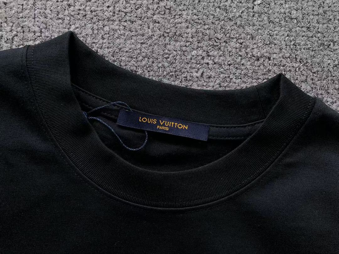 Louis Vuitton 115 L⭐ T-SHIRT 3201120121 (Im 170Cm 60Kg I Wear Size M In The Phot) - Image 23