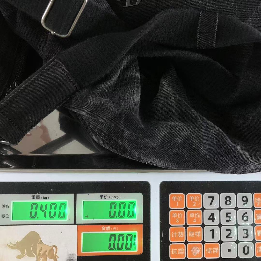 Diesel 228 DIESEL BAG 4207240475 (Long 42CM* Wide 8CM* High 29CM) - Image 26