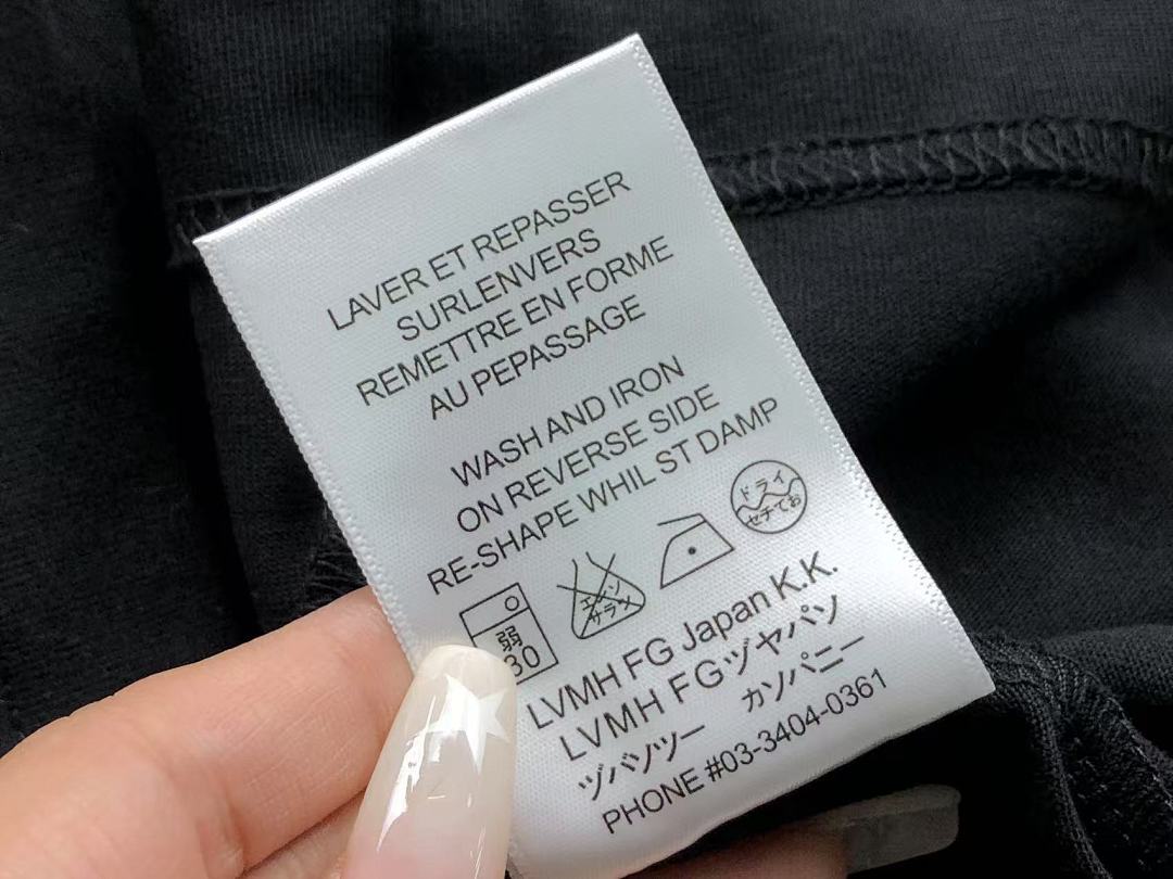 Louis Vuitton 135 L⭐ LONG SLEEVED 582917147 (Im 170Cm 60Kg I Wear Size M In The Phot) - Image 24