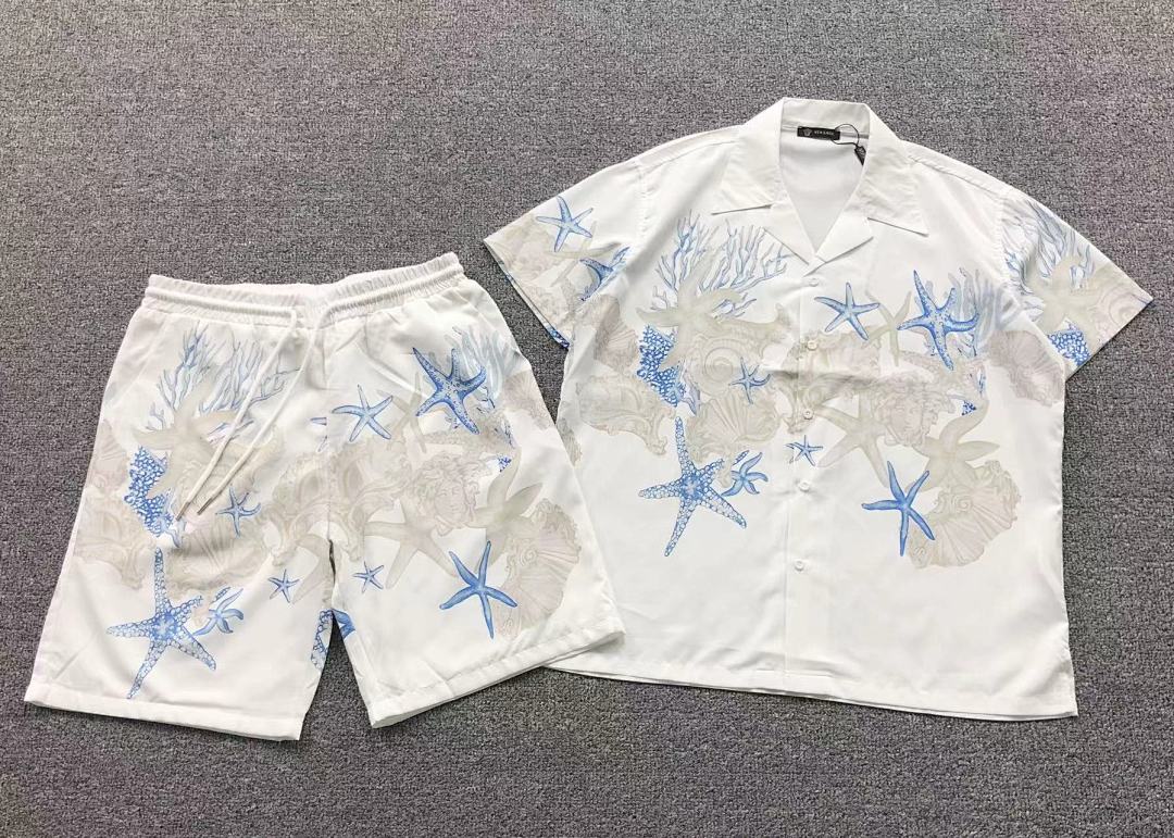 Versace SHORTS95 V⭐⭐SA⭐E SHIRT SHORTS 111201439 (Im 170Cm 55Kg I Wear Size L In The Phot) - Image 6
