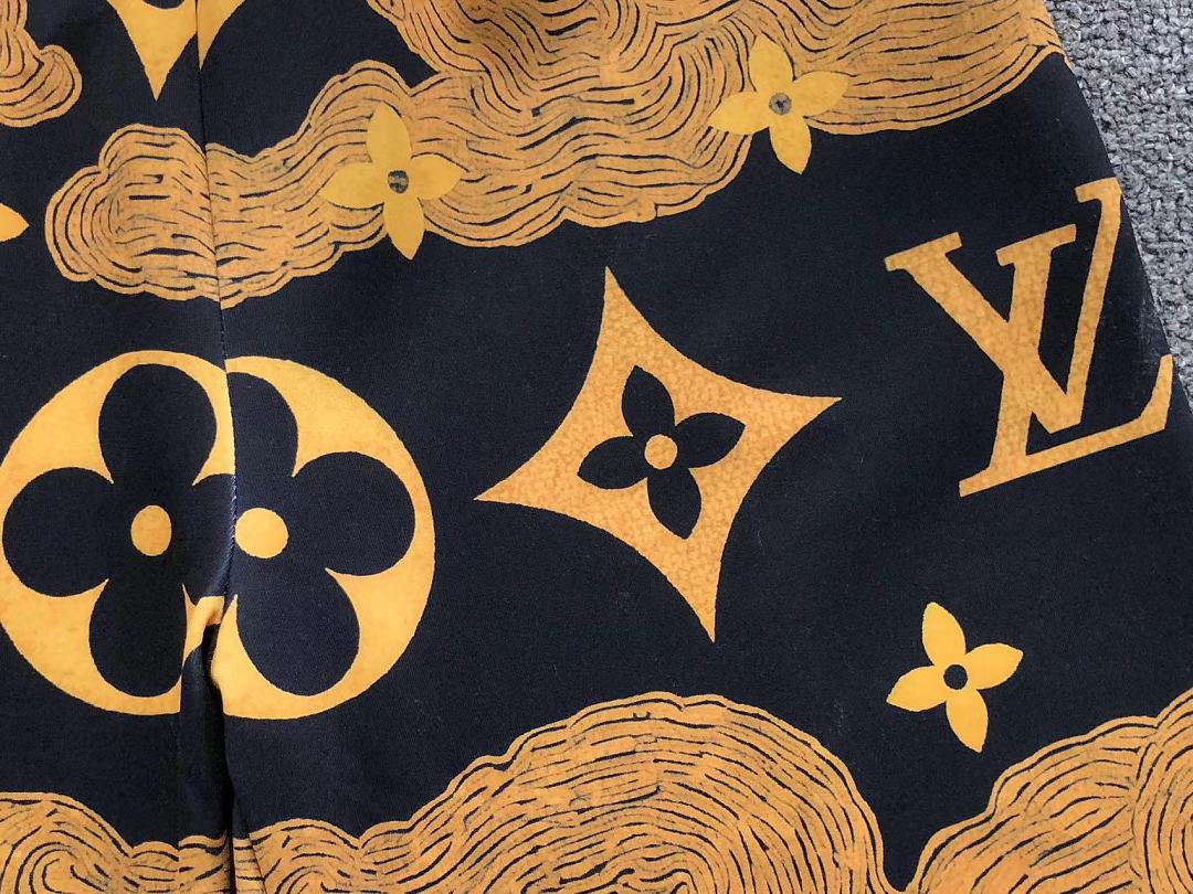 Louis Vuitton SHORTS175 L⭐ T-SHIRT SHORTS 22050510125 (Im 170Cm 60Kg I Wear Size L In The Phot) - Image 27
