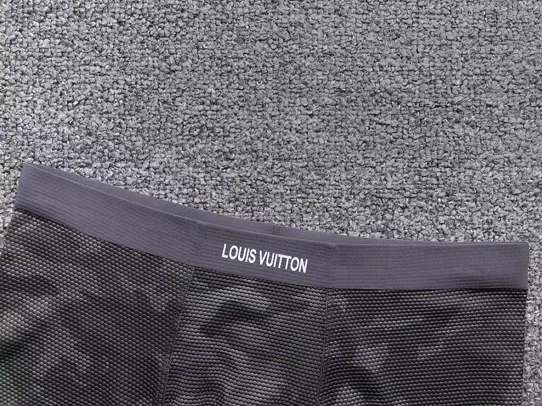 Louis Vuitton 95 L⭐ - Image 15