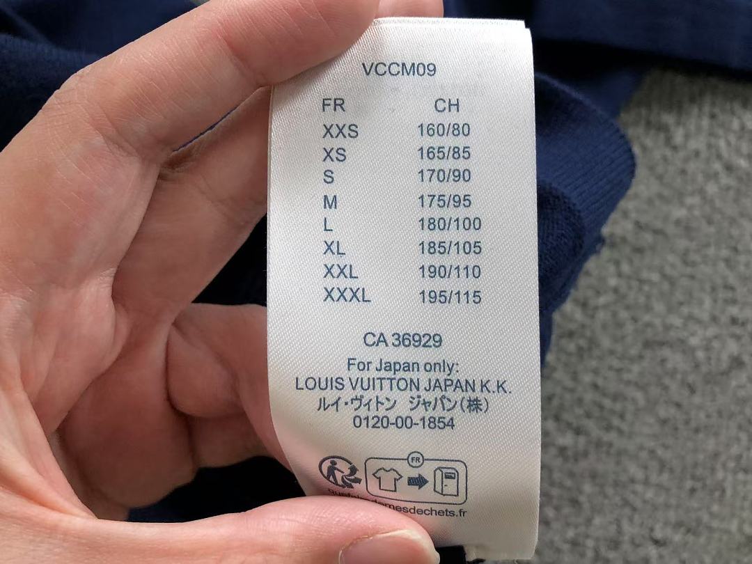 Louis Vuitton 195 L⭐ T-SHIRT 22060111125 (Im 170Cm 60Kg I Wear Size M In The Phot) - Image 18