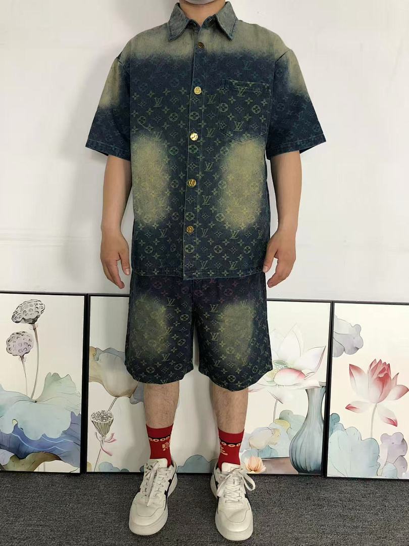 Louis Vuitton SHORTS 208 L⭐ SHIRT 5231910147 (Im 170Cm 60Kg I Wear Size XS In The Phot) - Image 4