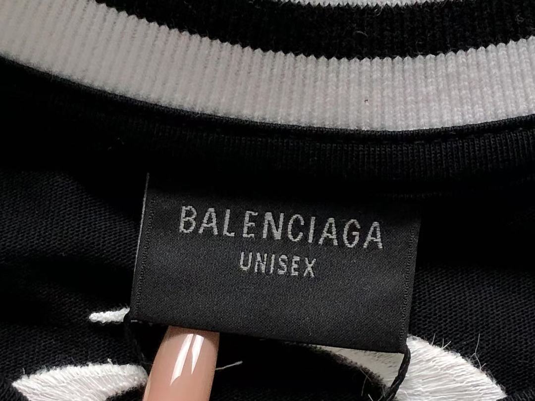 Balenciaga SHORTS 158 B⭐L⭐⭐⭐IA⭐A T-SHIRT - Image 20