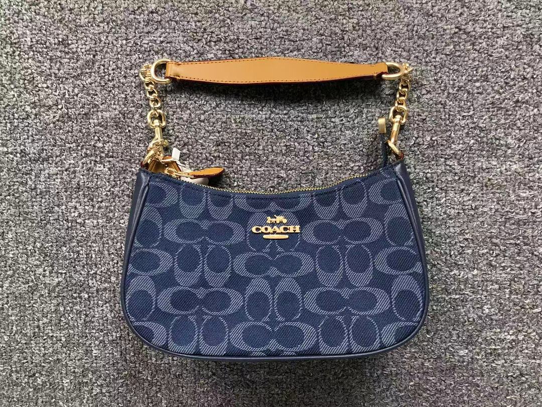 Coach 129 C⭐A⭐H BAG 2206230876 (Long 25CM* Wide 7CM* High 14CM) - Image 5