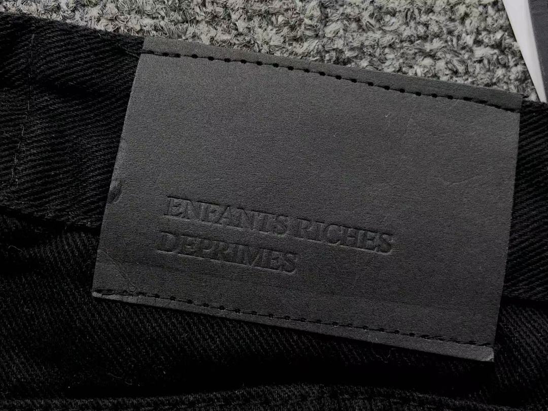 Chanel 135 ENFANTS RICHES DEPRIMES - Image 6