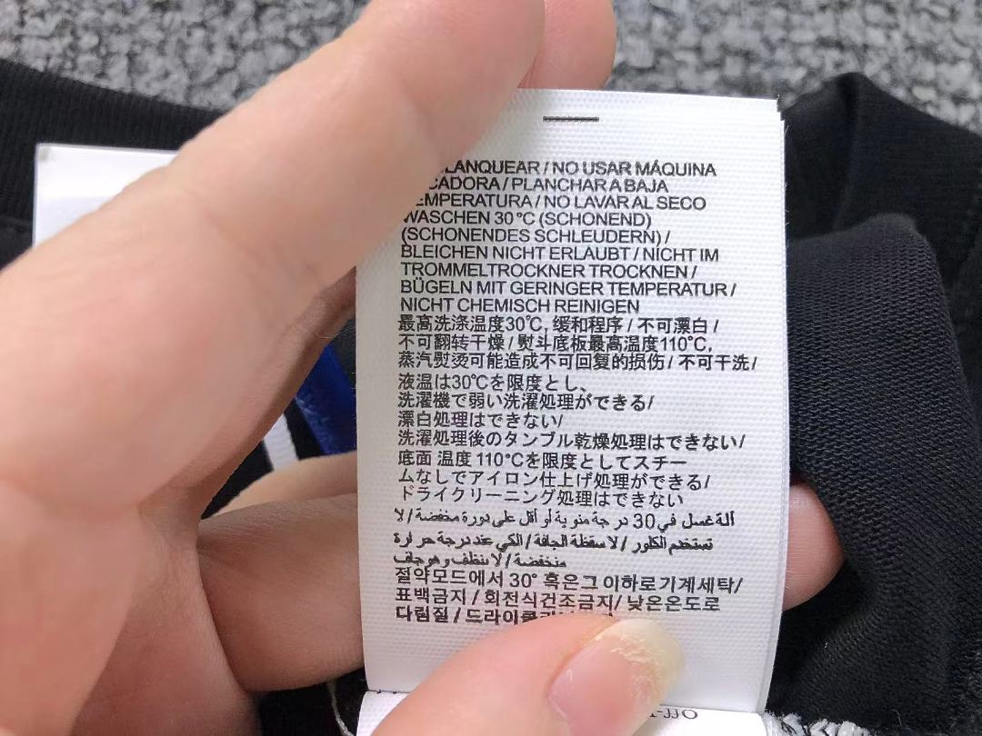 Off-White 105 OFF-WHITE T-SHIRT 5208010619 (Im 170Cm 60Kg I Wear Size M In The Phot) - Image 26