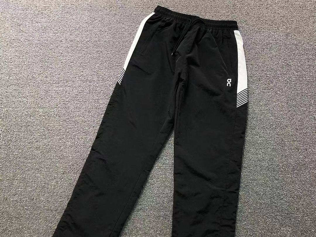 On Running 228 ON JACKET TROUSERS 3207302877 (Im 170Cm 60Kg I Wear Size M In The Phot) - Image 34