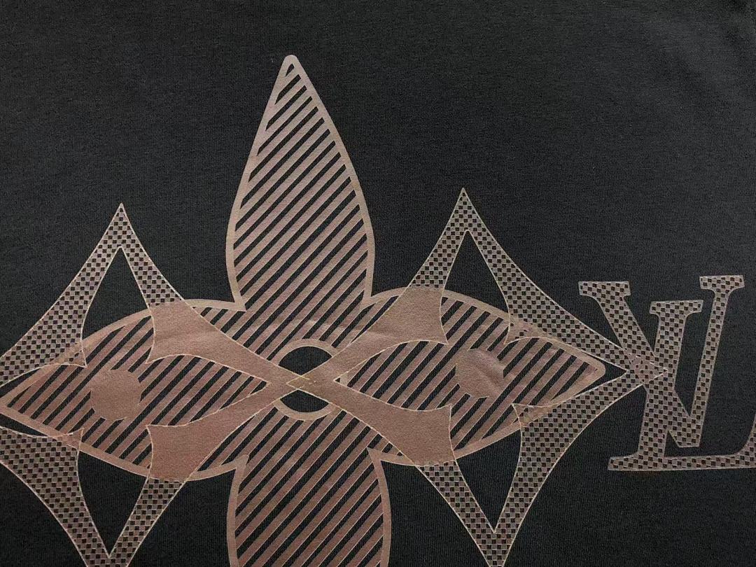 Louis Vuitton 158 L⭐ HOODIE 511181870 (Im 170Cm 60Kg I Wear Size M In The Phot) - Image 9