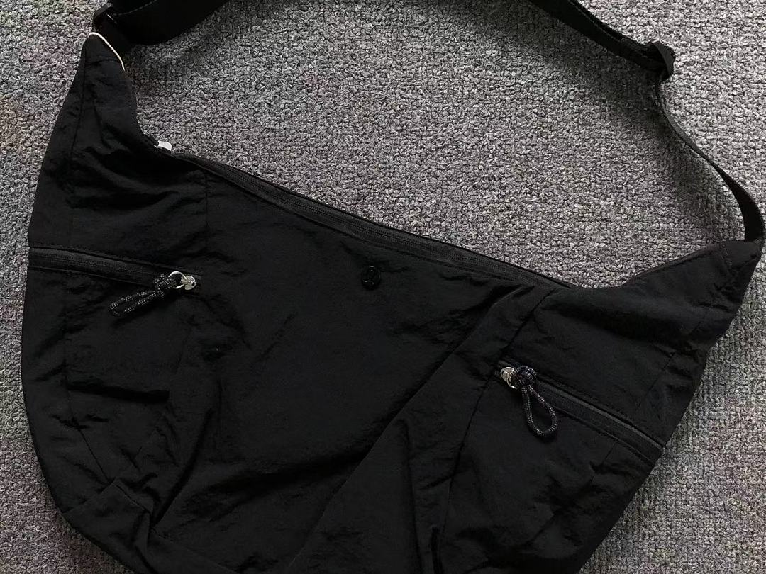 On Running 138 LULULEMON BAG 3205081023 (Long 31CM* Wide 15CM* High 27CM) - Image 6