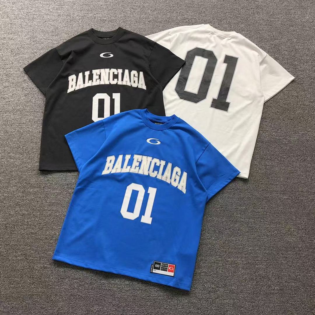 Balenciaga 138 B⭐L⭐⭐⭐IA⭐A T-SHIRT 413290377 (Im 170Cm 60Kg I Wear Size S In The Phot)