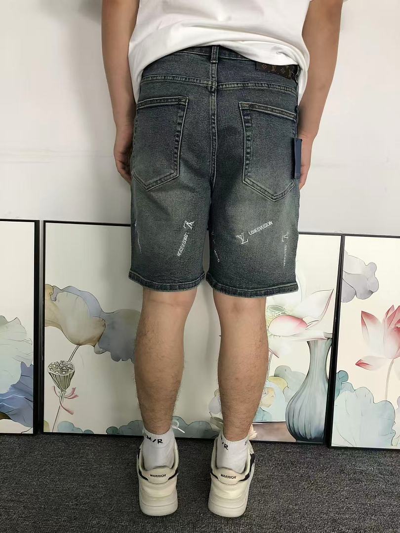 Louis Vuitton 195 L⭐ SHORTS 22061020125 (Im 170Cm 60Kg I Wear Size 31 In The Phot) - Image 4
