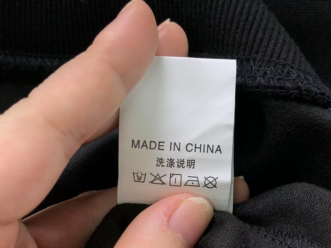 On Running 188 ON HOODIE 2208144104 (Im 170Cm 60Kg I Wear Size XL In The Phot) - Image 26