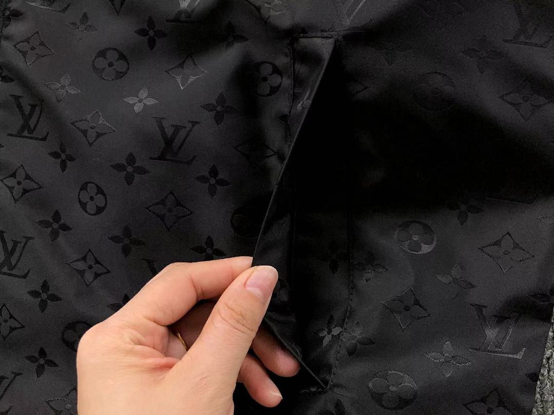 Louis Vuitton 358 L⭐ JACKET 3110281121 (Im 170Cm 60Kg I Wear Size XL In The Phot) - Image 12